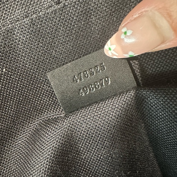 100% AUTHENTIC GUCCI BLACK SLING BACKPACK - Picture 6 of 7